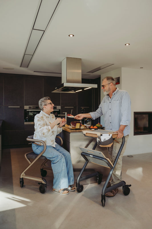 Rollator für die Wohnung: Das Modell, das weggeht wie warme Semmeln!